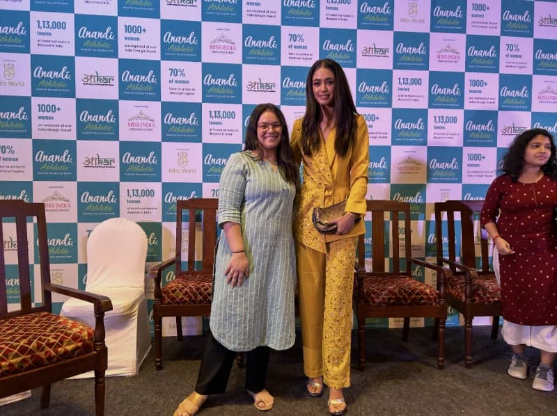 With Miss India Sini Shetty